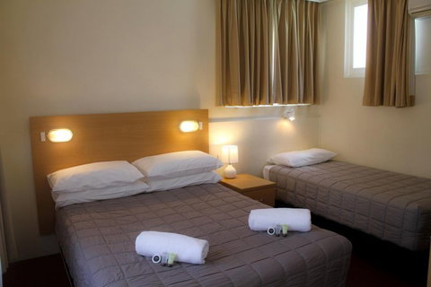Cowra Motor Inn - Accommodation Australia 2