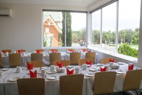 Cowra Motor Inn - Accommodation Australia 5