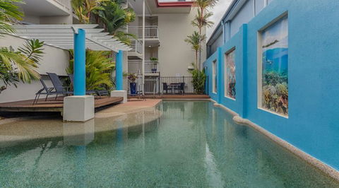 Macrossan House Boutique Holiday Apartments - Australia Shopping 4