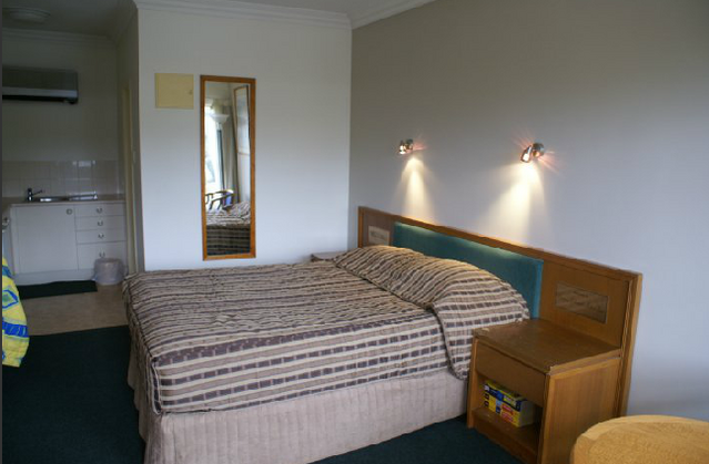 Coopers Colonial Motel - Accommodation Australia