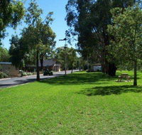 Cowra Holiday Park - Accommodation Australia