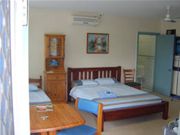 Beale's BedFish & Breakfast - Local Tourism 1