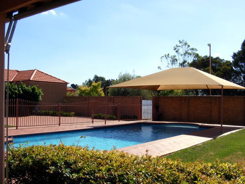 Fairways Bed & Breakfast At Jerilderie - Accommodation Australia 3