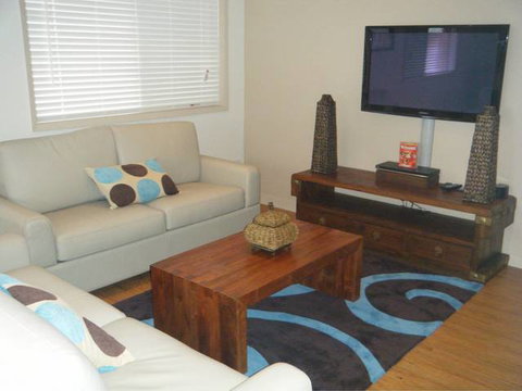 Galaxy Motel - Accommodation Australia 3