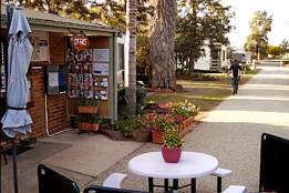 Griffith Caravan Village - Local Tourism 1