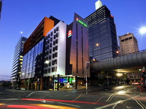 Ibis Sydney King Street Wharf - Accommodation Australia 0