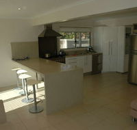 Joylaine Beach House - Local Tourism