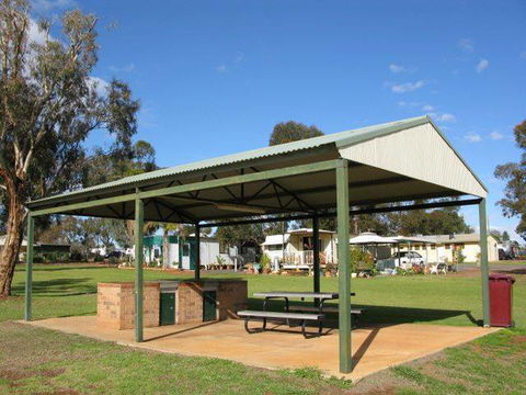 Lake View Caravan Park - Local Tourism 2