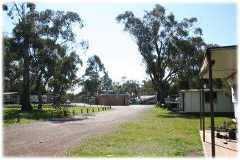Lake Waranga Caravan Park & Holiday Camp - Local Tourism 4