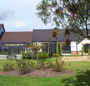 Mick O'Sheas Irish Pub Motel - Accommodation Australia