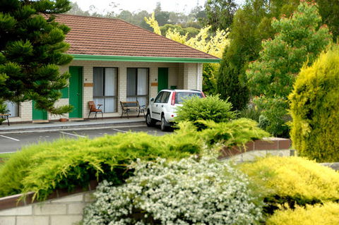 Mount Barker Valley Views Motel And Chalets - Local Tourism 4