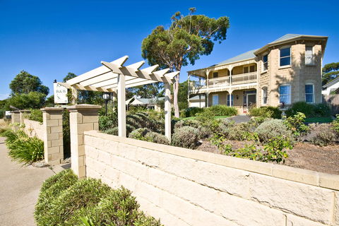 Mount Martha Bed & Breakfast By The Sea - Local Tourism 0