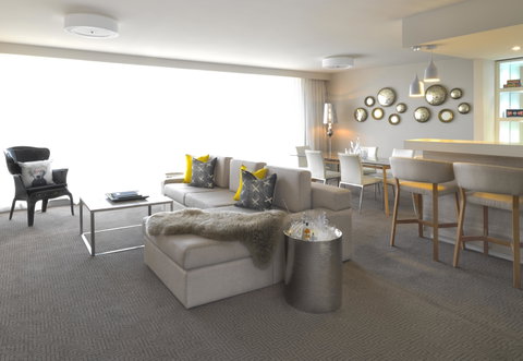 QT Canberra - Accommodation Australia 7