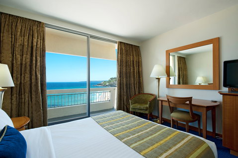 Quality Hotel NOAH'S On The Beach - Accommodation Australia 6
