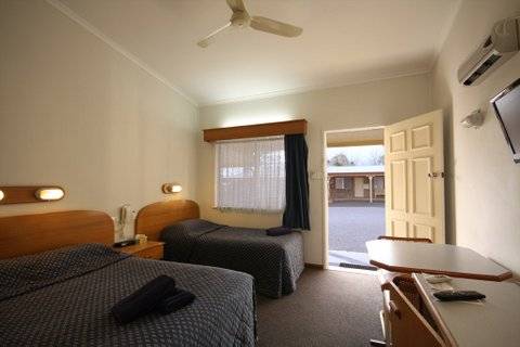 Rest Point Motor Inn And Hereford Steakhouse - Accommodation Australia 0