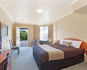 Hopkins House Motel And Apartments - Local Tourism 4