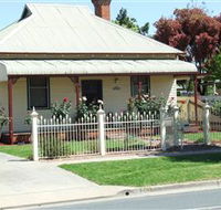 Serenity On The Border Self Catered Bed  Breakfast - Accommodation Australia