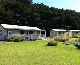 Twelve Apostles Motel & Country Retreat - Local Tourism 1