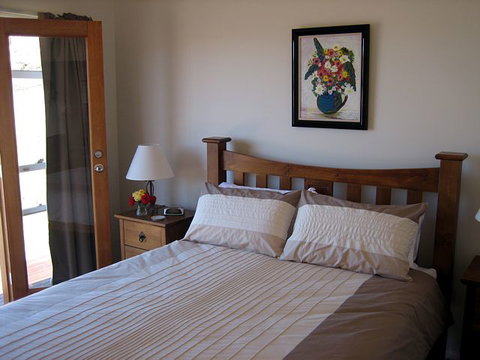 Strath Valley View B And B - Accommodation Australia 2
