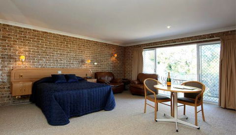Hermitage Campbelltown - Accommodation Australia 0