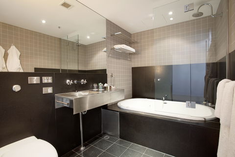Mansion Hotel And Spa At Werribee Park - Local Tourism 7