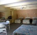 Spanish Lantern Motor Inn Parkes - Accommodation Australia