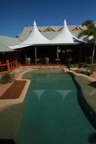 Tinaroo Lake Resort - Holiday Apartments - Accommodation Australia 4