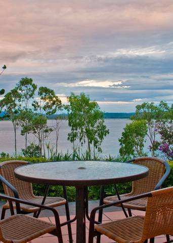 Tinaroo Lake Resort - Holiday Apartments - Accommodation Australia 9