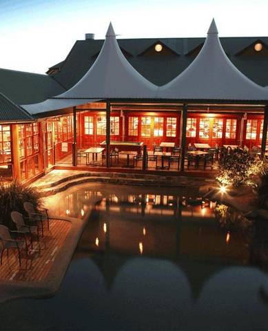 Tinaroo Lake Resort - Holiday Apartments - Accommodation Australia 10