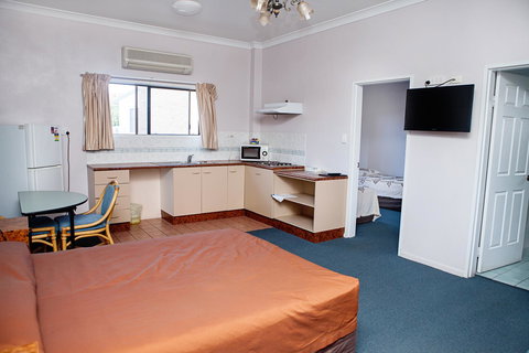 Townview Motel - Accommodation Australia 3