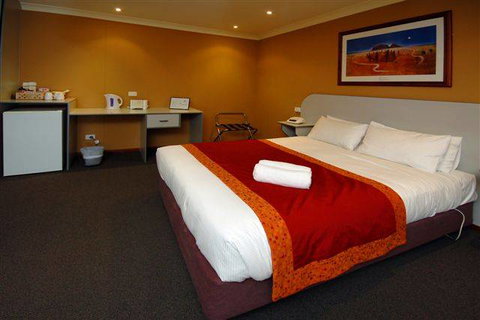 Victoria Hotel - Accommodation Australia 2