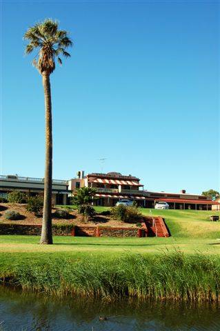 Victoria Hotel - Accommodation Australia 3