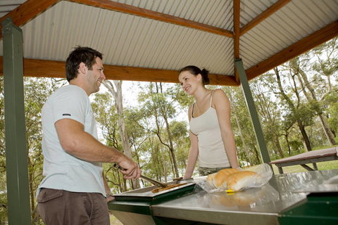 Wangi Point Lakeside Holiday Park - Accommodation Australia 0
