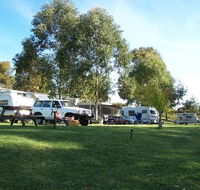 Weir Caravan Park Robinvale - Accommodation Australia