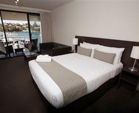 Pier 21 Apartment Hotel - Australia Shopping 1