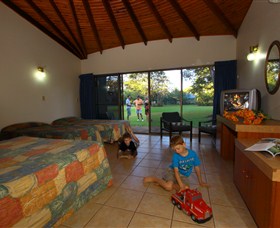 Aurora Kakadu - Australia Shopping 3