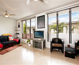 Beachside Tropical Retreat - Accommodation Australia 7