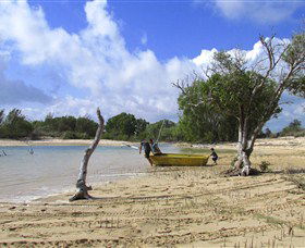 Lorella Springs Wilderness Park - Local Tourism 8