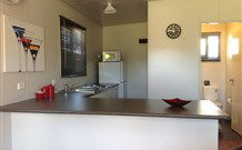 Sapphire City Caravan Park - Australia Shopping 3