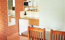 Catalina Motel Lake Macquarie - Toronto - Accommodation Australia 2