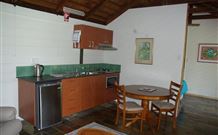 The Bushranger Hideaway - Local Tourism 7