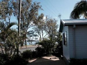 Marina Holiday Park - Accommodation Australia 0