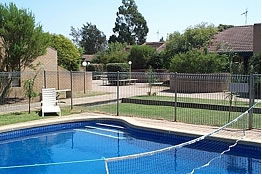 Executive Hideaway Motel - Accommodation Australia 0