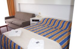 Lobster Motor Inn - Accommodation Australia 1