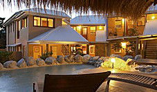 L Auberge Apartments Noosa - Accommodation Australia 1