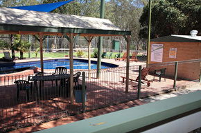Yarraby Holiday Park - Accommodation Australia 4