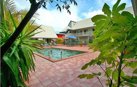 Byron Central Apartments - Australia Shopping 5