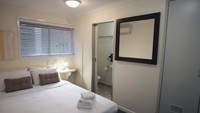 Snooze Inn - Accommodation Australia 3