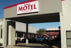 Downs Motel - Accommodation Australia 0