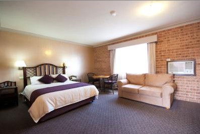 Blue Gum Motor Inn - Accommodation Australia 3